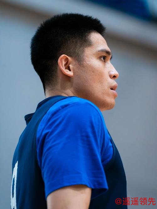 c7c7娱乐 陈盈骏17+10崔永熙17分 广州再胜青岛晋级八强